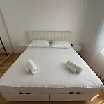 Apartman Tea *